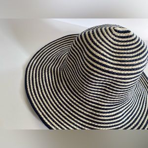 NWT J Crew Beach Hat Size S/M